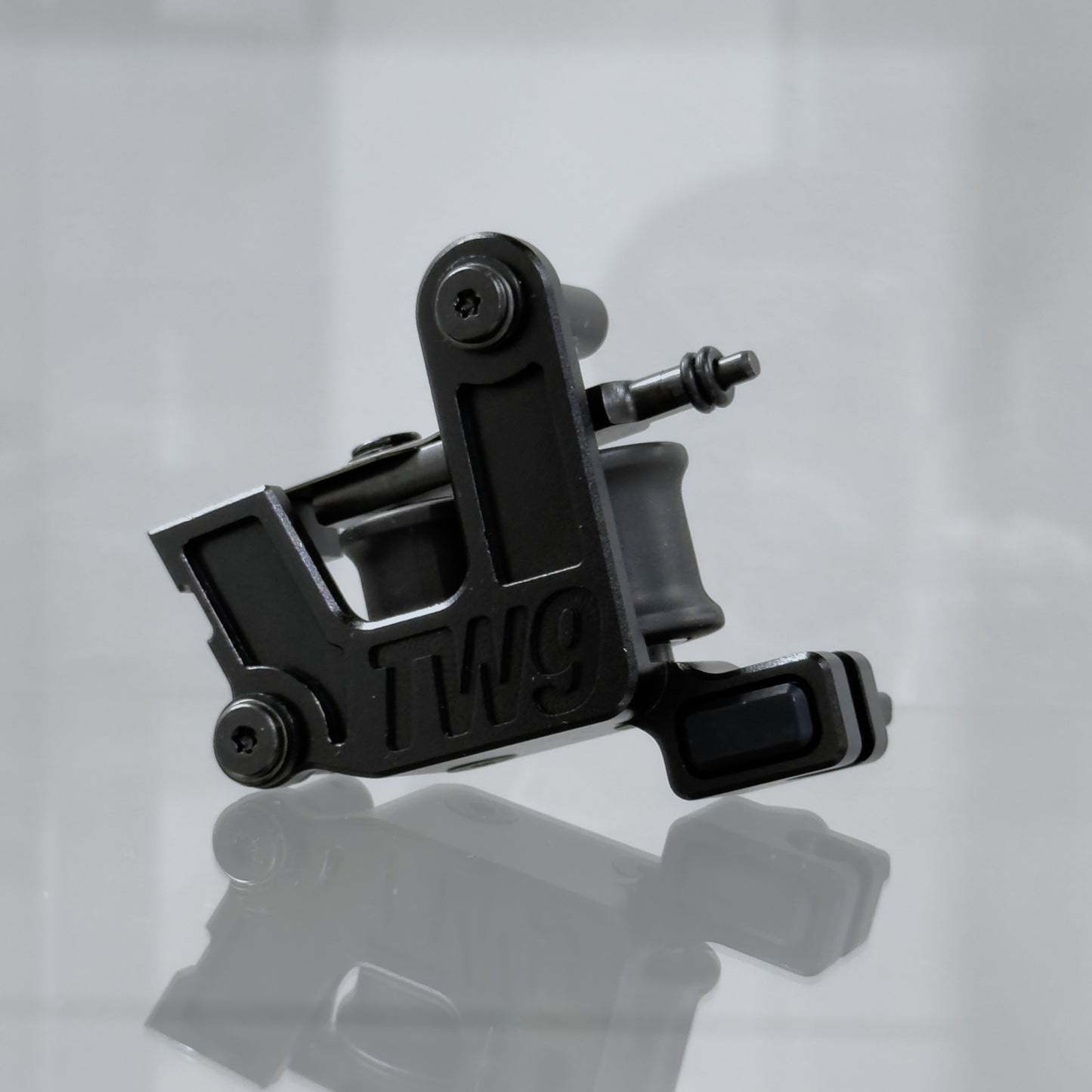 LEBA V2 2.0 black matte coil tattoo machine with clipcord connection