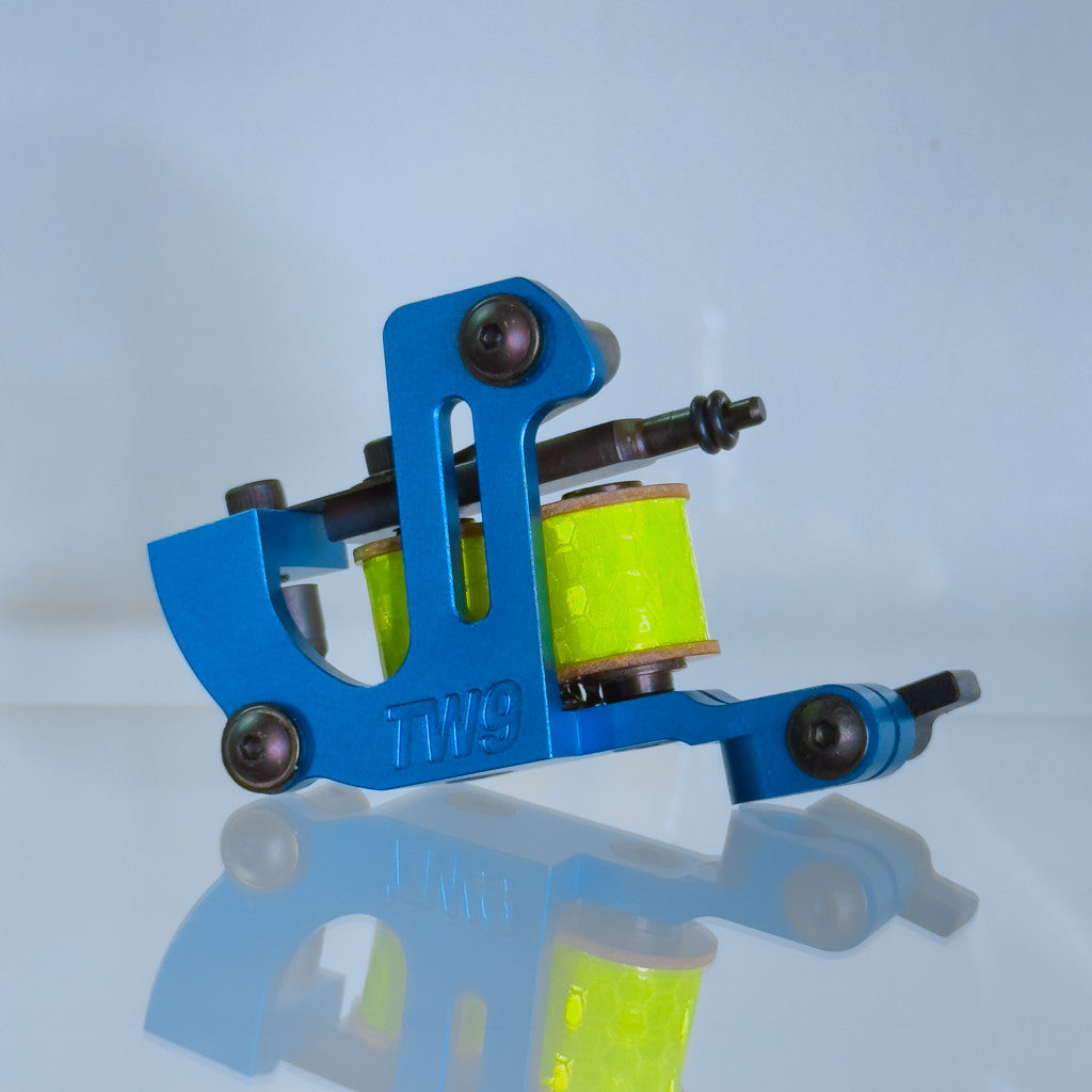 LEBA Fat One electric blue coil tattoo machine with clipcord connection