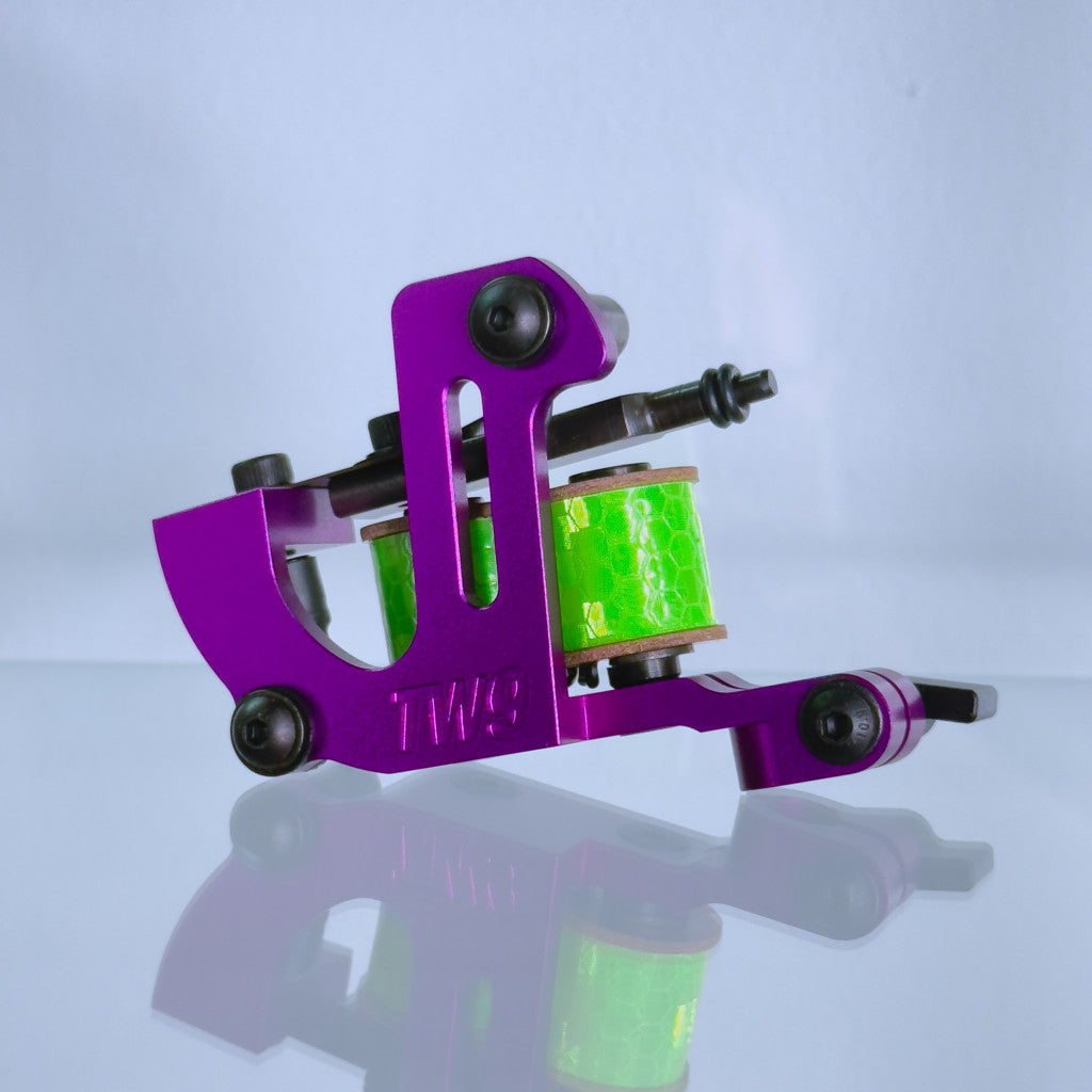 LEBA Fat One purple coil tattoo machine with clipcord connection