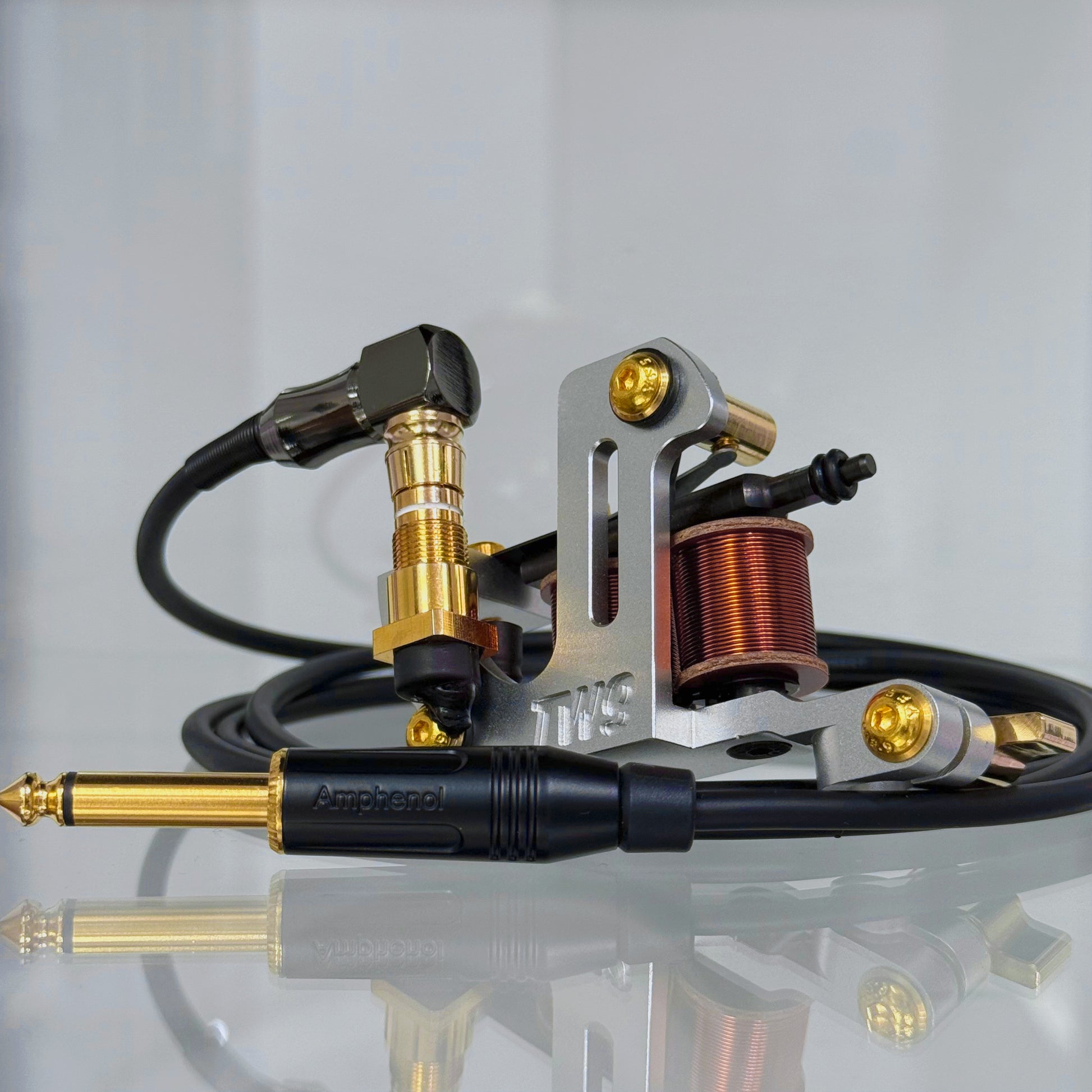 LEBA Fat One sashimi coil tattoo machine with RCA and clipcord connection, includes 90-degree cable